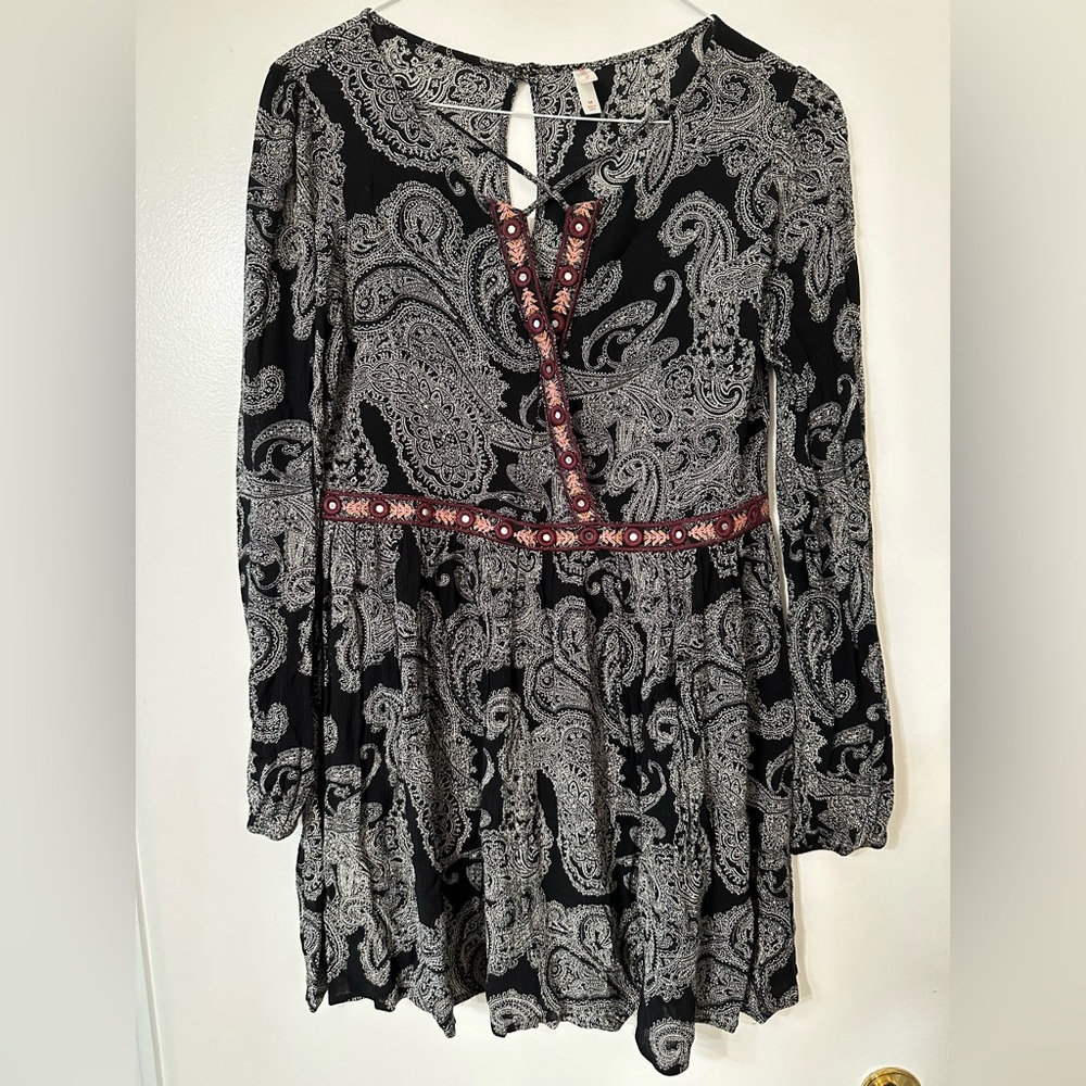 Xhilaration Black and Gray Sequin Embellished Sundress